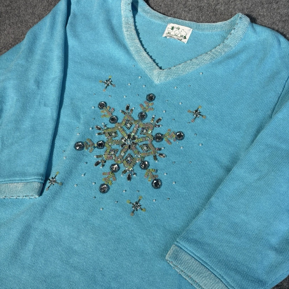 Quacker Factory Women's Sweater Large Blue Snowflake‎ Embellished Beaded V Neck